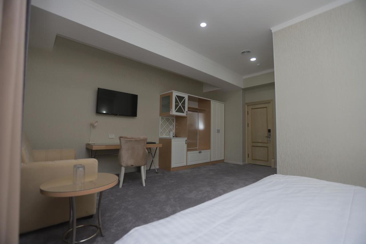 Hotel Reikartz Amirun Taskent Exterior foto